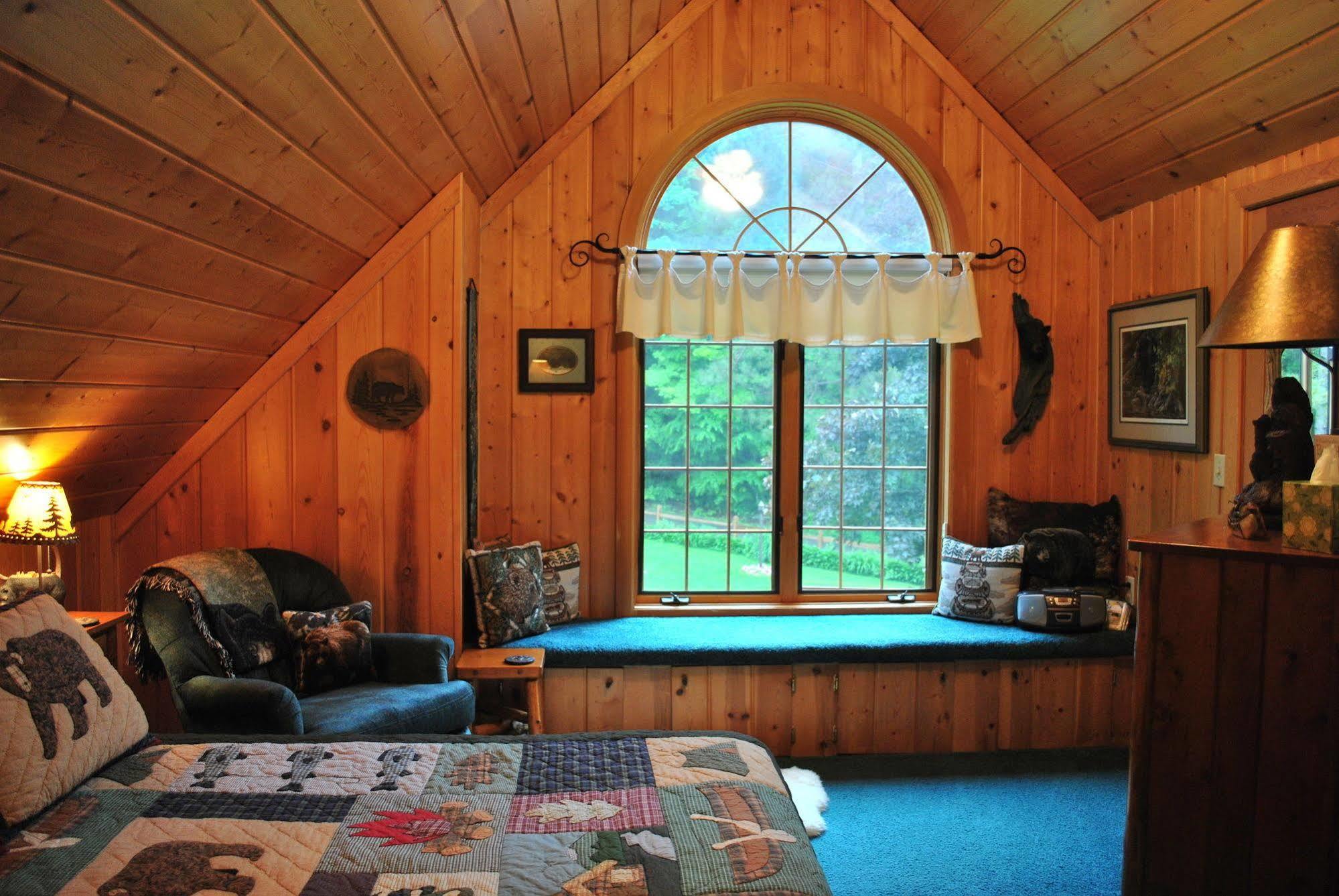 Horton Creek Inn B&B Charlevoix Luaran gambar