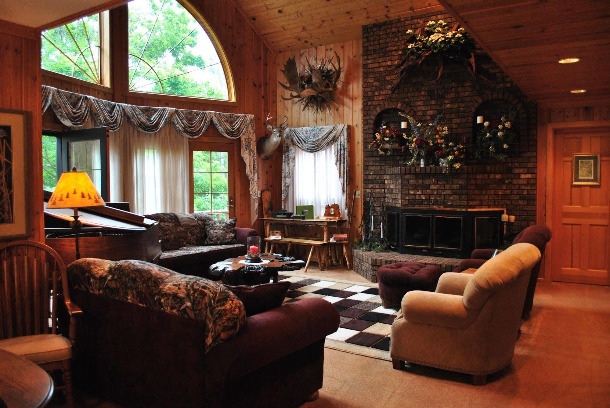 Horton Creek Inn B&B Charlevoix Luaran gambar